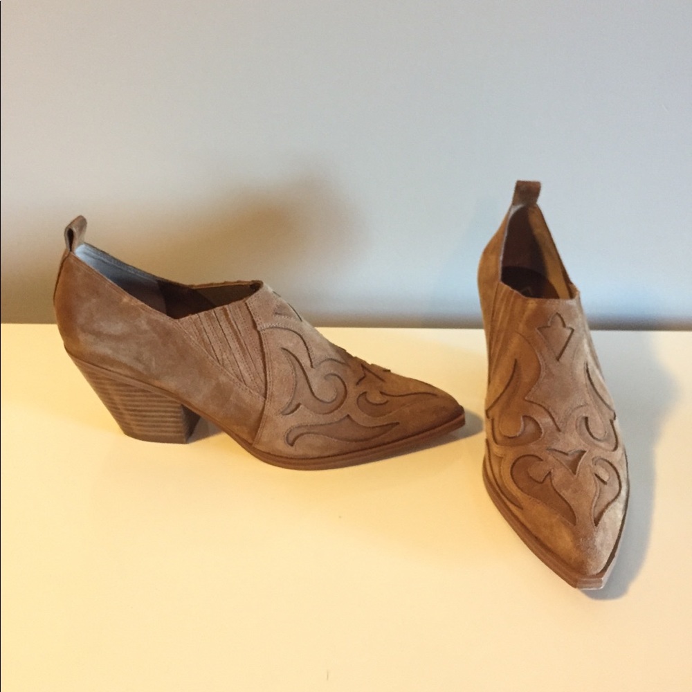 Marc Fisher Charly Tan Suede western booties